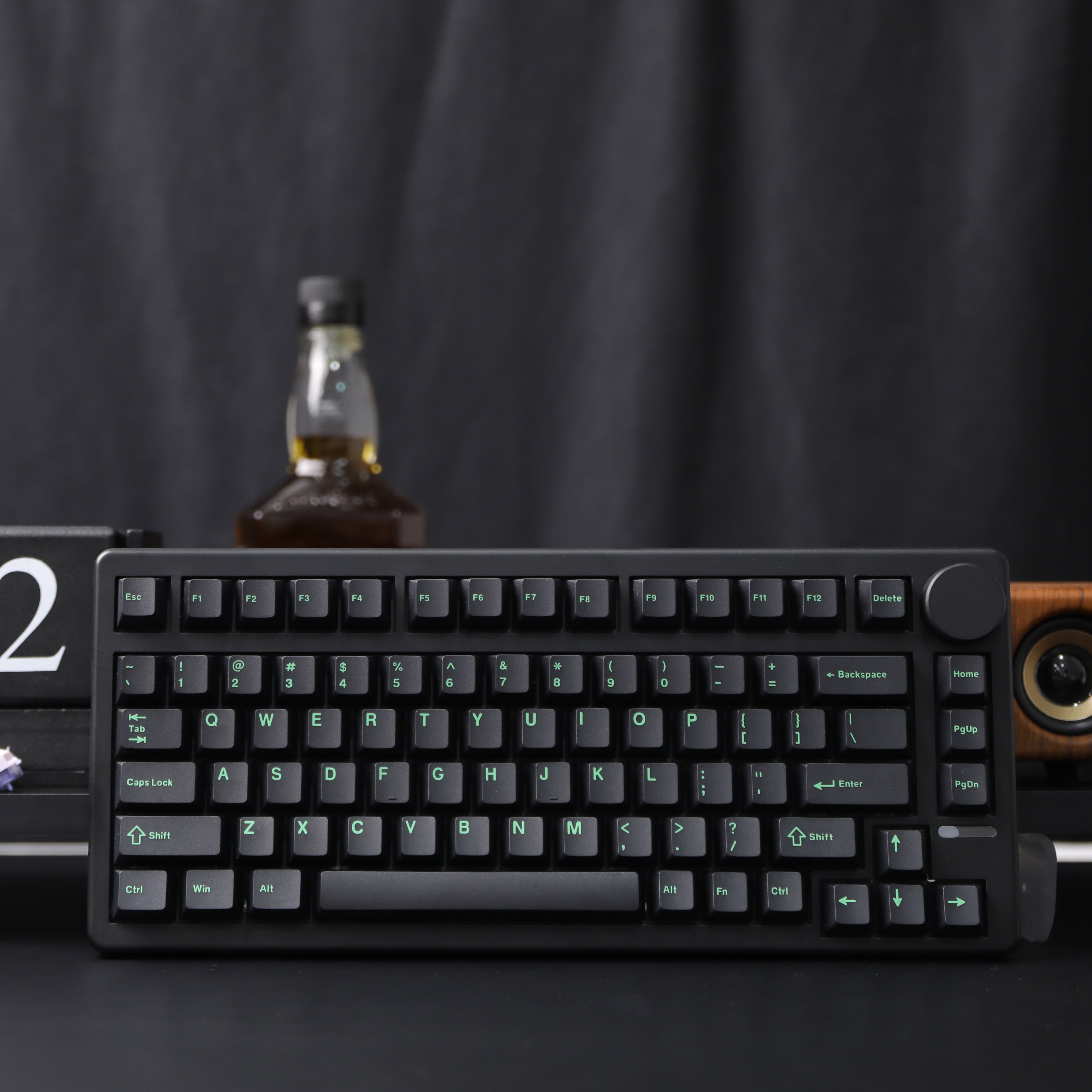 EPOMAKER QK 81 メカニカルキーボード 楽天市場】【PR】EPOMAKER QK81 75%ワイヤレスメカニカル